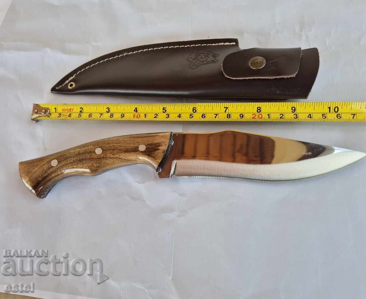 Παράδοση Μεγάλο κυνηγετικό μαχαίρι με θήκη
