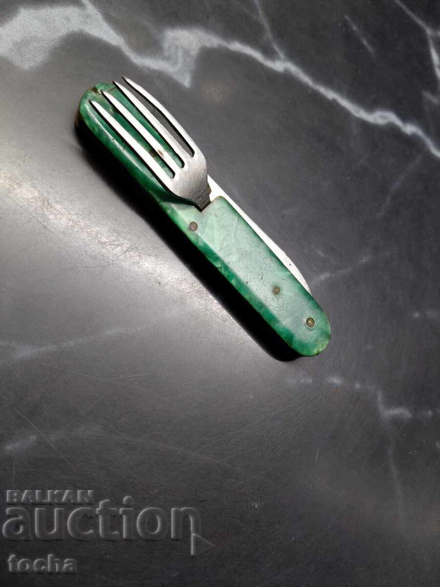 Knife, sickle and hammer V. Tarnovo. BZC Knife, sickle and hammer V. Tarnovo. BZC