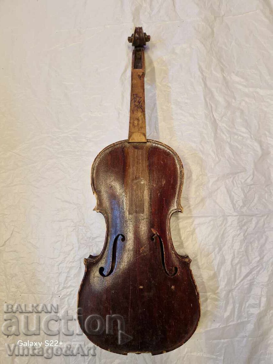 Стара Цигулка За Реставрация