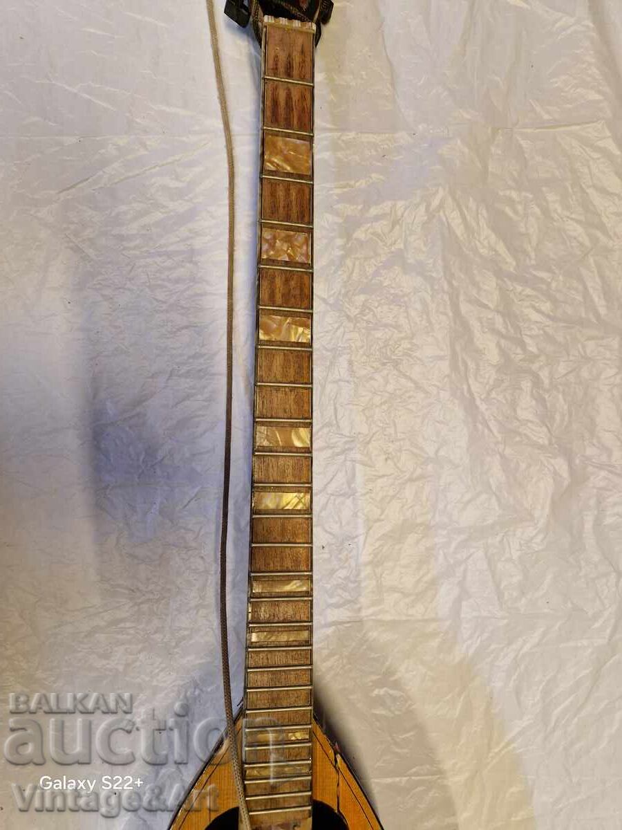 Аукцион Старо Бузуки за Реставрация