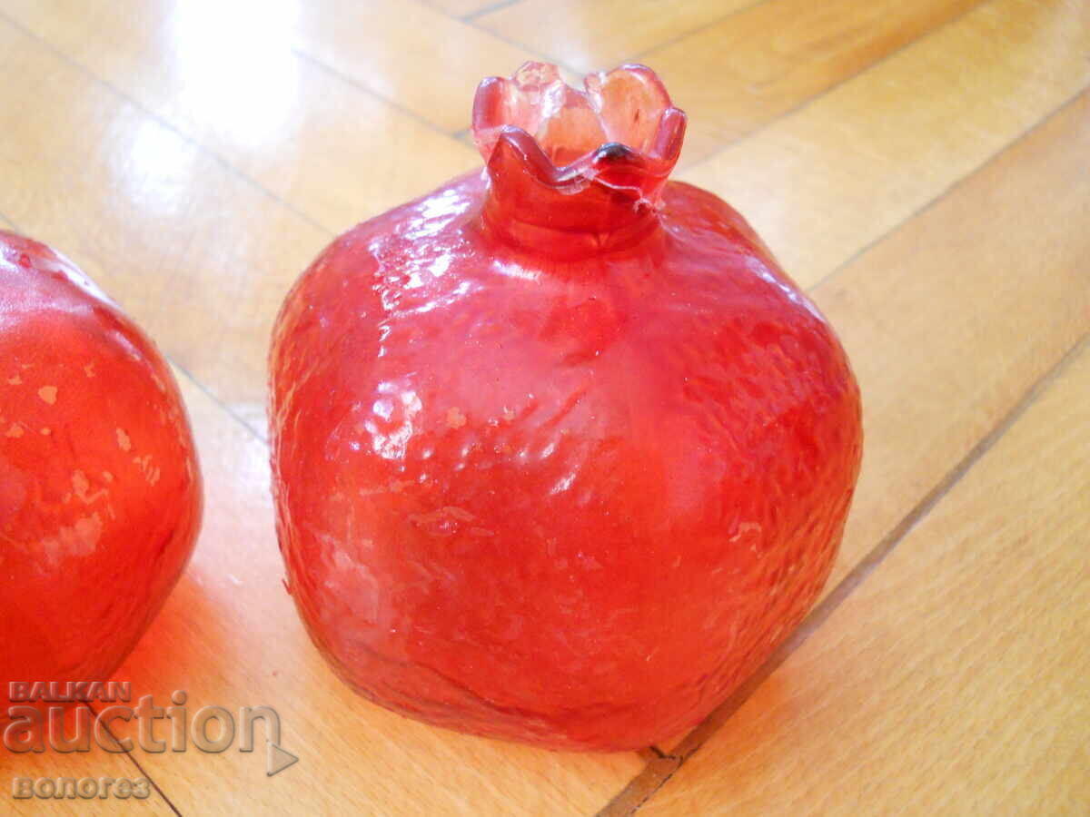 Delivery of Glass vase set - pomegranates Delivery of Glass vase set - pomegranates