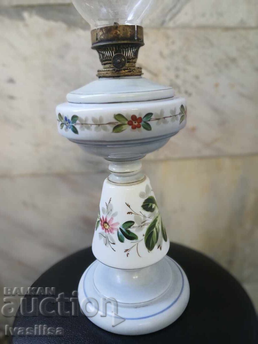 Δημοπρασία Αρχαία χειροποίητη ζωγραφισμένη λάμπα πετρελαίου τέλη του 19ου αιώνα Δημοπρασία Αρχαία χειροποίητη ζωγραφισμένη λάμπα πετρελαίου τέλη του 19ου αιώνα