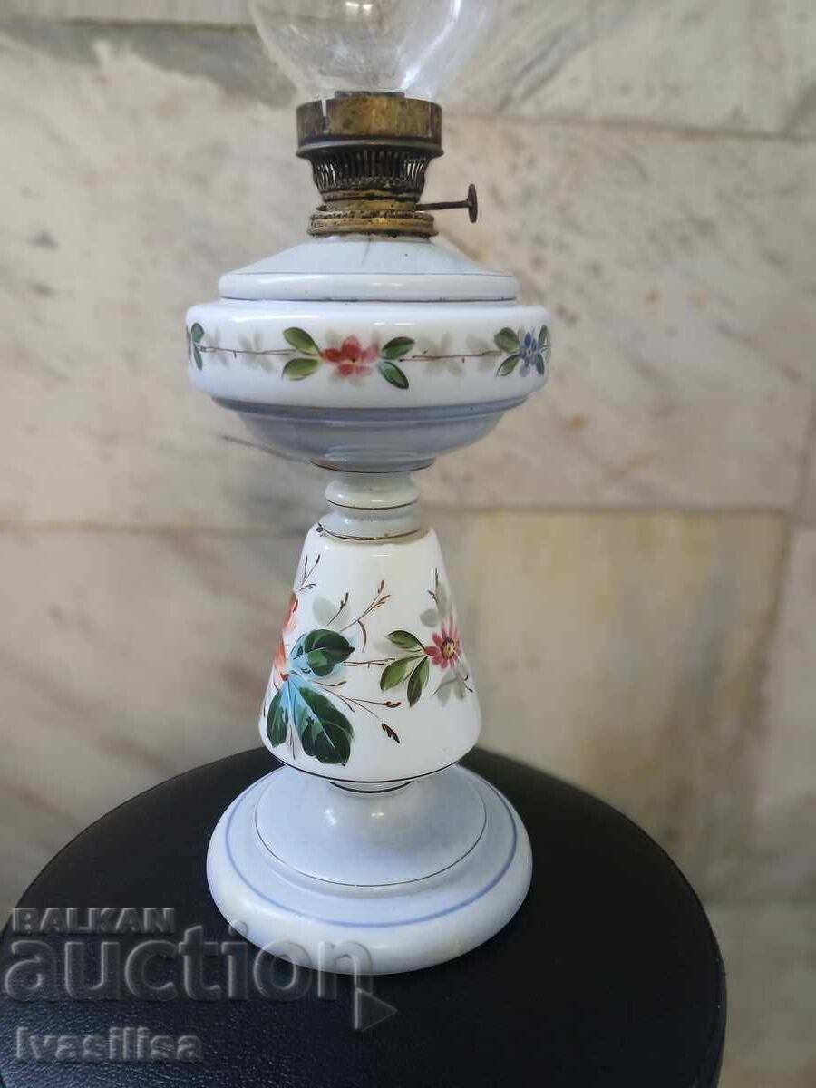 Αρχαία χειροποίητη ζωγραφισμένη λάμπα πετρελαίου τέλη του 19ου αιώνα Αρχαία χειροποίητη ζωγραφισμένη λάμπα πετρελαίου τέλη του 19ου αιώνα