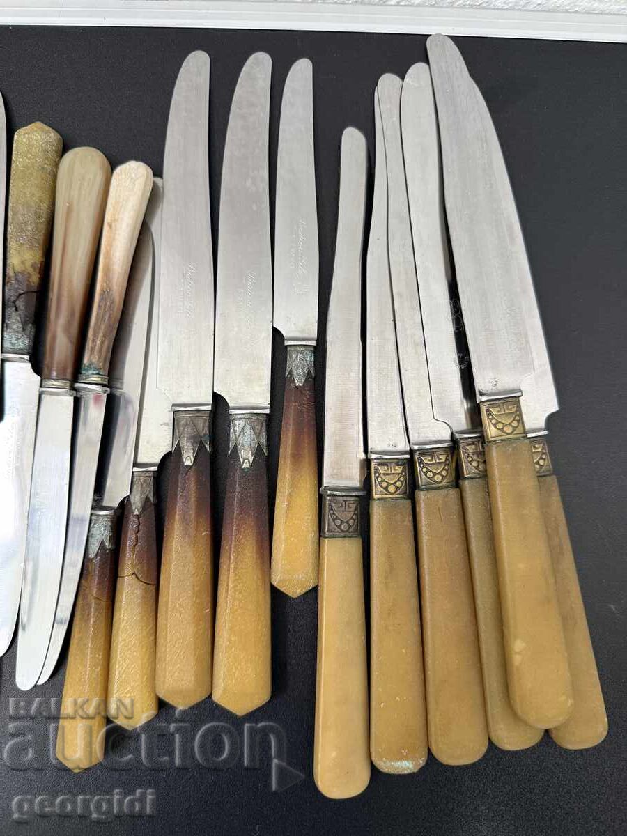 Auction Large lot of 0.01lv. KNIVES and dessert utensils Auction Large lot of 0.01lv. KNIVES and dessert utensils
