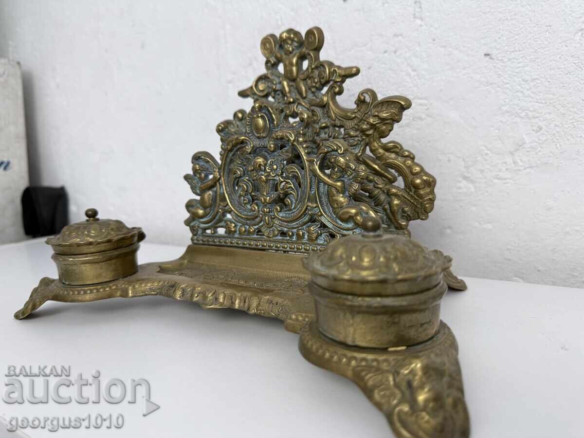 Cerneală de bronz nr. 7568 cu preț 250.00 BGN | € 127.82