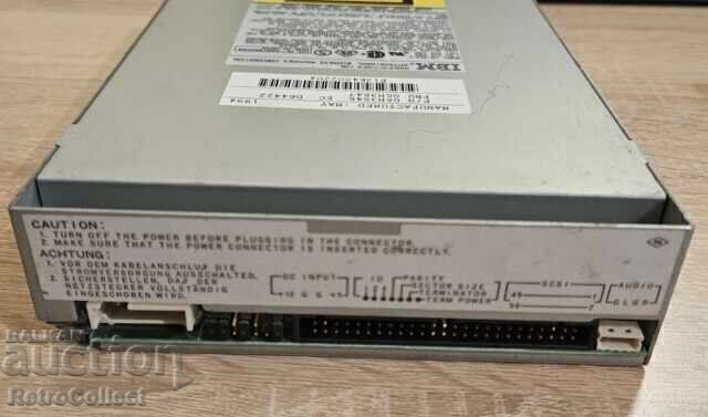Аукцион Ретро IBM SCSI CD ROM DRIVE от компютър IBM PS/2 486 386 AT