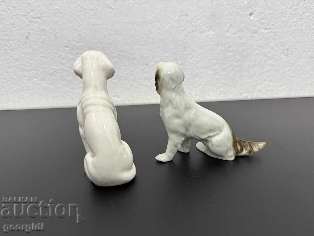 Delivery of LOT porcelain dog figures / dog Delivery of LOT porcelain dog figures / dog