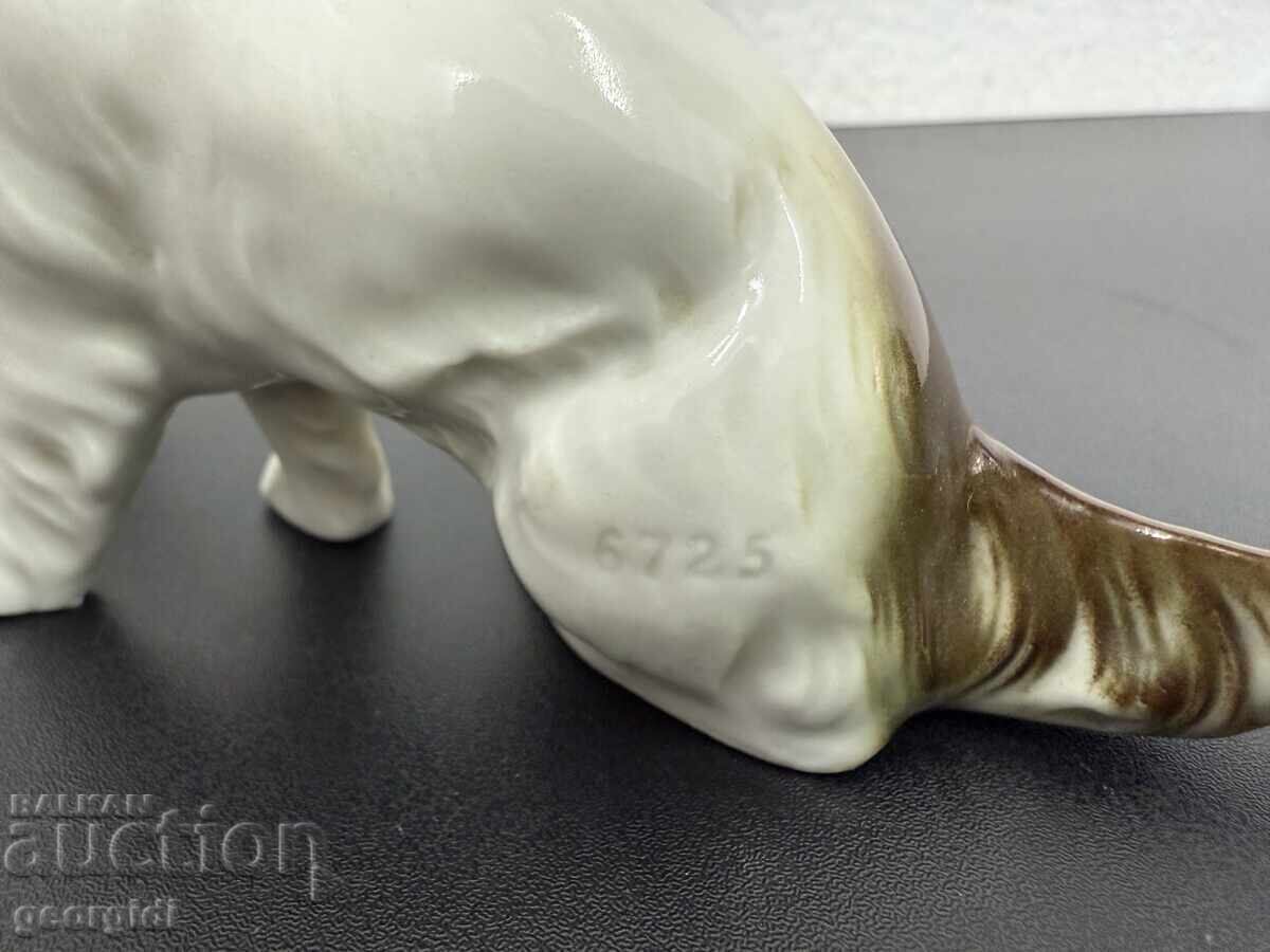 LOT porcelain dog figures / dog - 6 LOT porcelain dog figures / dog - 6