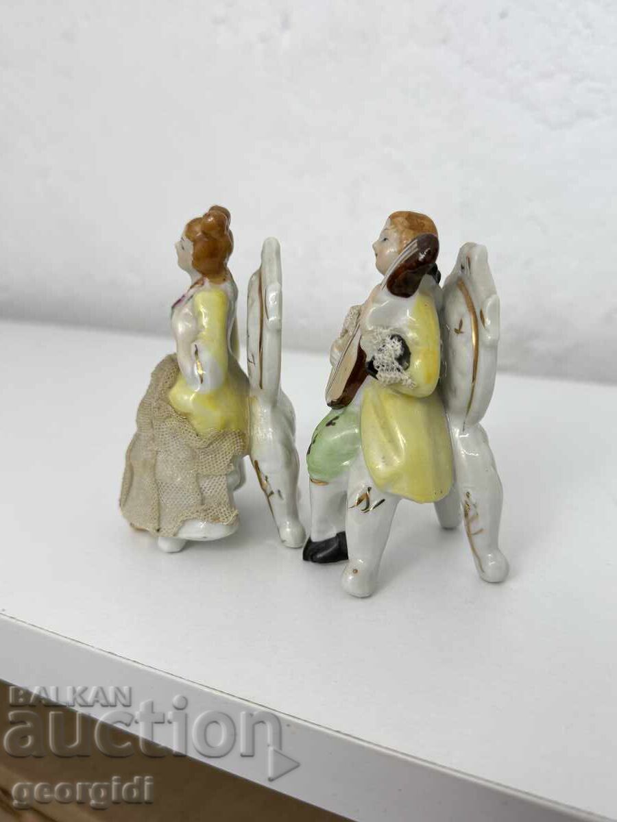 Auction Lot of porcelain figurines from 0.01lv Auction Lot of porcelain figurines from 0.01lv