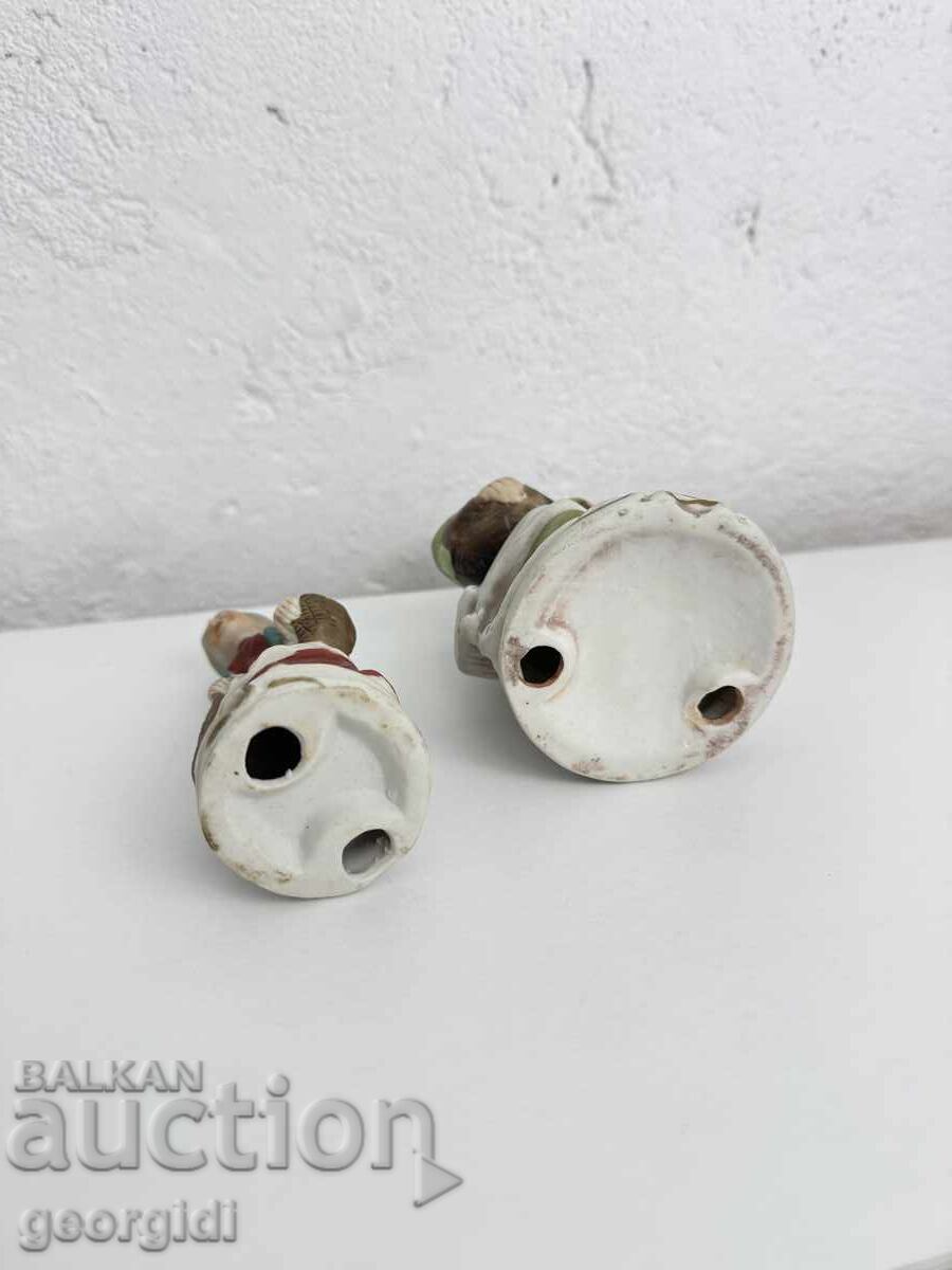 LOT of porcelain figures of grandmothers - 7 LOT of porcelain figures of grandmothers - 7