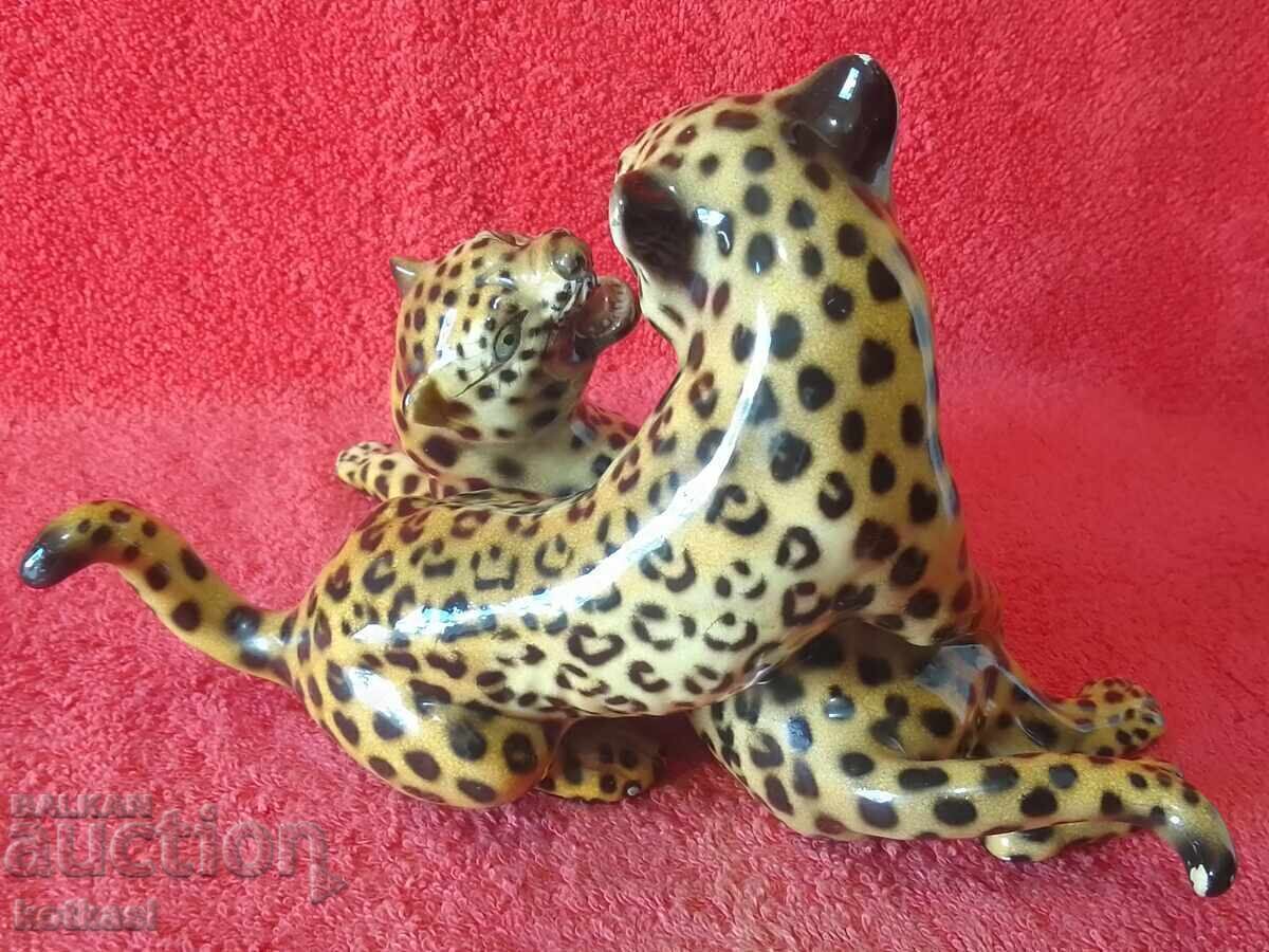 Figurină veche din porțelan, pereche de Leoparzi luptători, Italia - 5