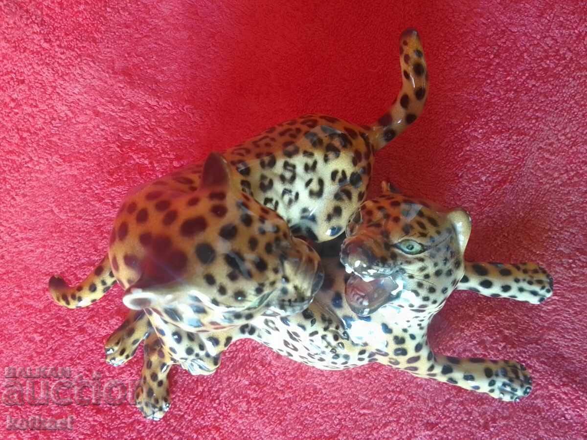 Figurină veche din porțelan, pereche de Leoparzi luptători, Italia - 7