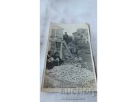 Fotografie Archar, recoltare și depozitare știuleți de porumb 1965