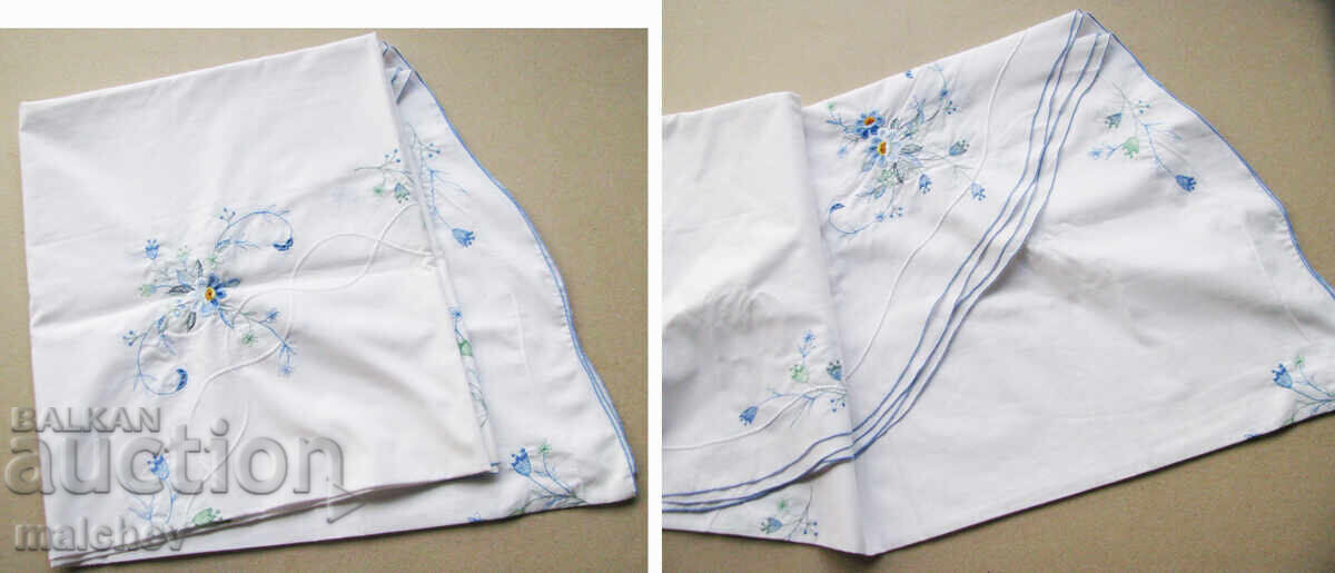 Παλιά κεντημένη τραπεζοκαλύπτρα βαμβακερή στρογγυλή 170 εκ. άριστη με τιμή 15.00 BGN | € 7.67