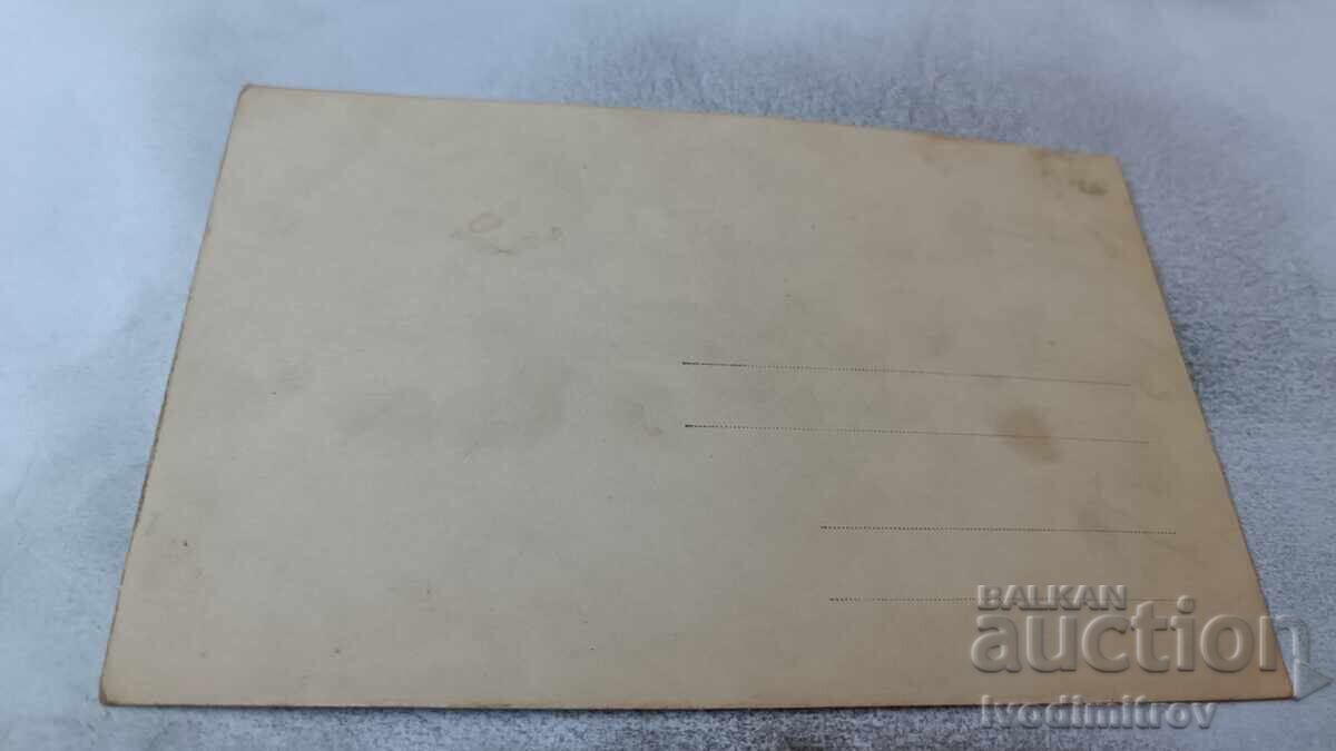 Photo of a Young Man and Five Young Girls on the Pier with price 3.45 BGN | € 1.76 Photo of a Young Man and Five Young Girls on the Pier with price 3.45 BGN | € 1.76