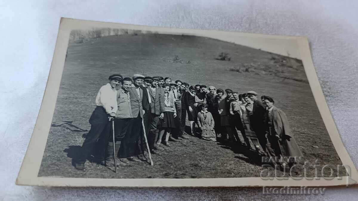 Photo of Lyulin Agronomists from the 2nd semester on an excursion, 1930 Photo of Lyulin Agronomists from the 2nd semester on an excursion, 1930