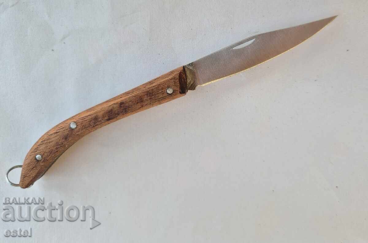 Πτυσσόμενο μαχαίρι ψαρέματος με τιμή € 9.90 | 19.36 BGN