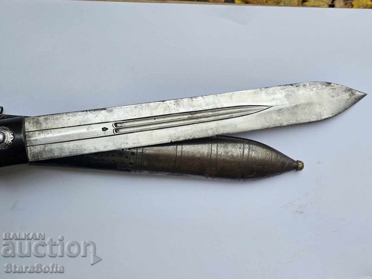 Delivery of Caucasian Gurian Kama from the 19th century Delivery of Caucasian Gurian Kama from the 19th century