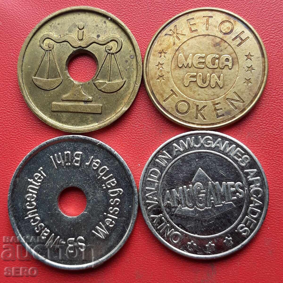Mixed lot of 4 tokens Mixed lot of 4 tokens