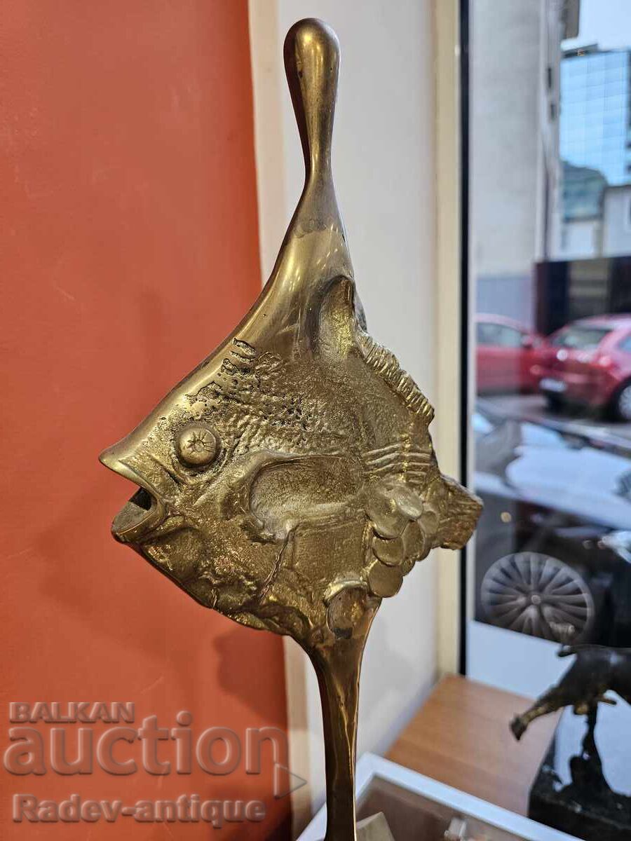 Delivery of Vezhdi Rashidov - bronze sculpture, figure, fish 51 cm Delivery of Vezhdi Rashidov - bronze sculpture, figure, fish 51 cm