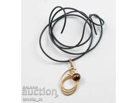 Κολιέ, περιδέραιο με μενταγιόν