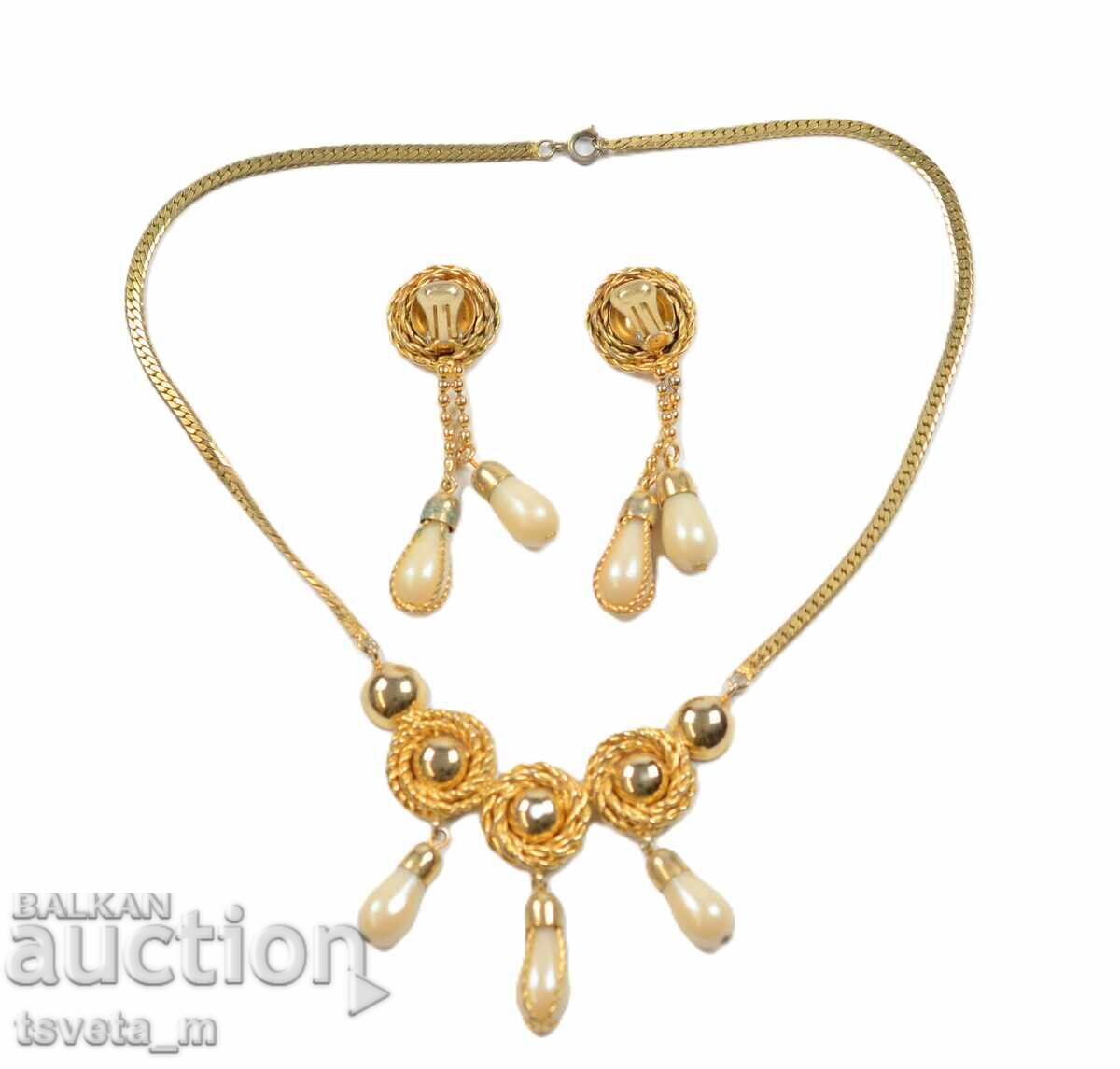 Auction  Necklace, necklace with clip-on earrings