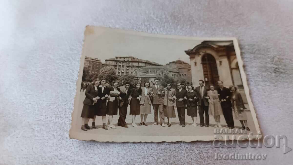 Snimka Sofiya Mŭzhe και γυναίκες pred khram pam. Αλ. Νέβσκι