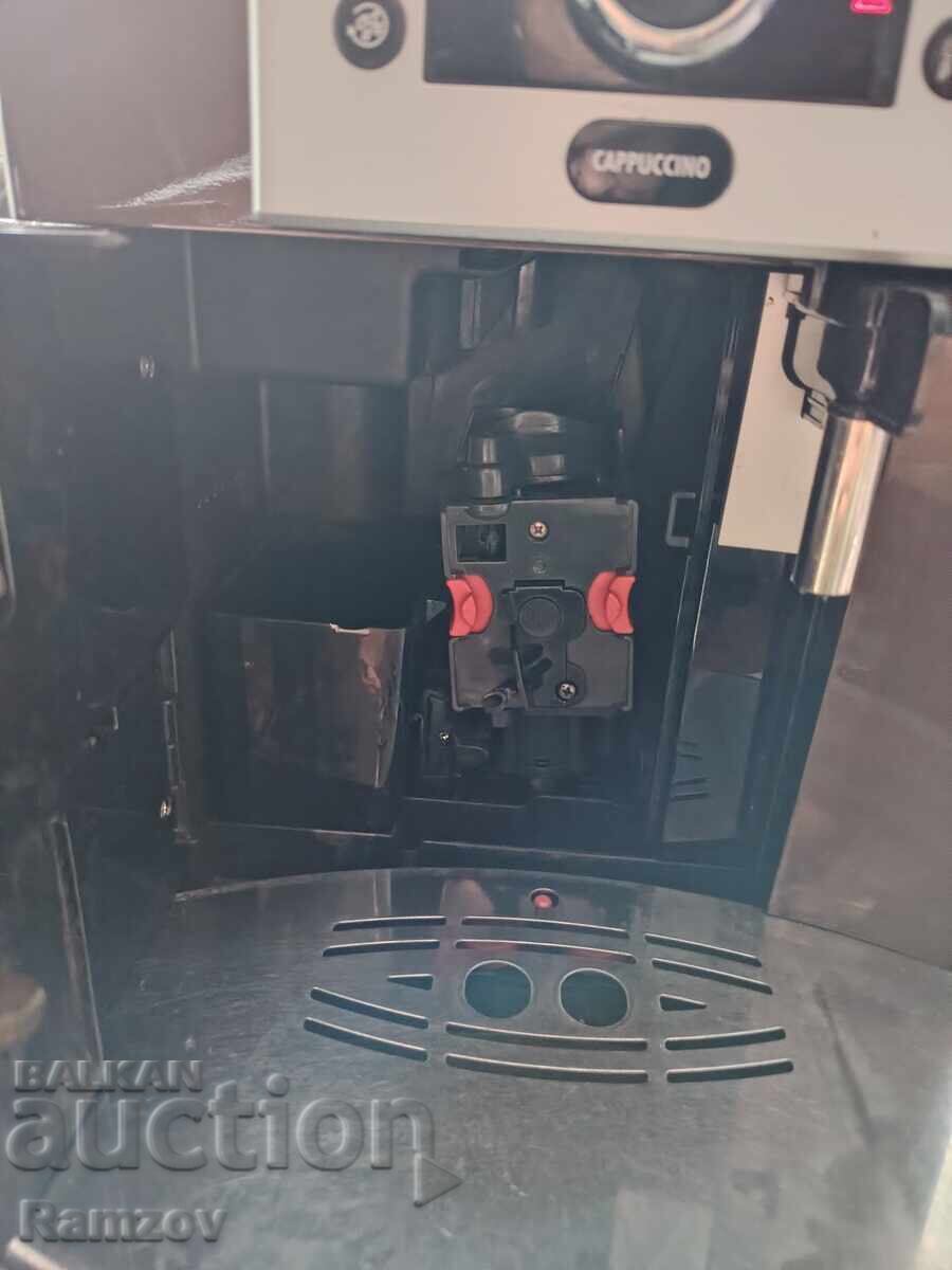 Μηχανή καφέ Delonghi Perfecta Cappuccino με τιμή 145.00 BGN | € 74.14