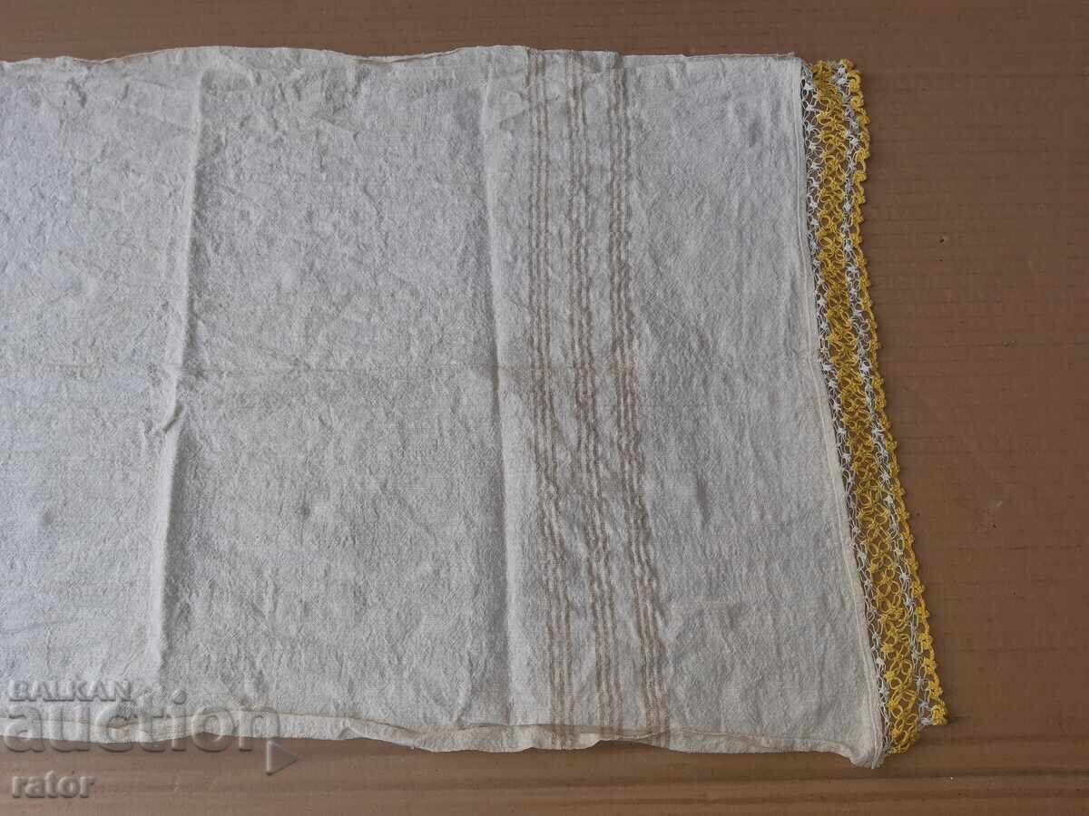 Αυθεντικό υφαντό κεναρένιο μαντήλι με δαντέλα, τελετουργικό μαντήλι με τιμή € 4.99 | 9.76 BGN