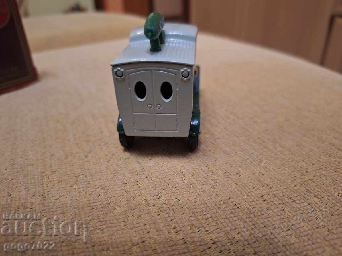 MATCHBOX MODELS YESTERYEAR FORD MODELL T - 5 MATCHBOX MODELS YESTERYEAR FORD MODELL T - 5