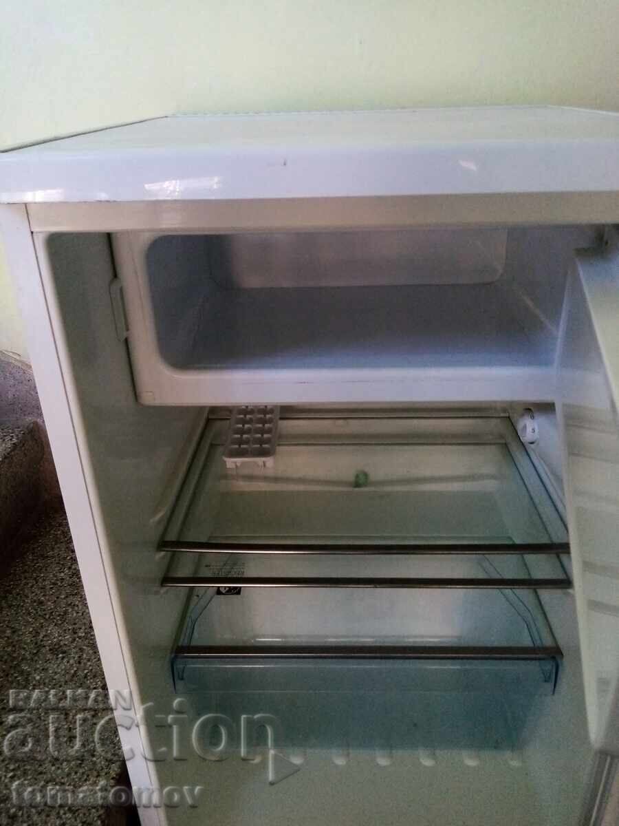 Δημοπρασία Ψυγείο AEG λειτουργεί