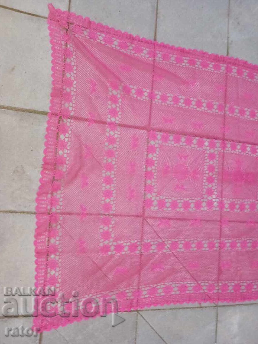 Μεγάλη πλεκτή στο βελονάκι τραπεζομάντηλο 120 / 190 εκ με τιμή 24.99 BGN | € 12.78 Μεγάλη πλεκτή στο βελονάκι τραπεζομάντηλο 120 / 190 εκ με τιμή 24.99 BGN | € 12.78