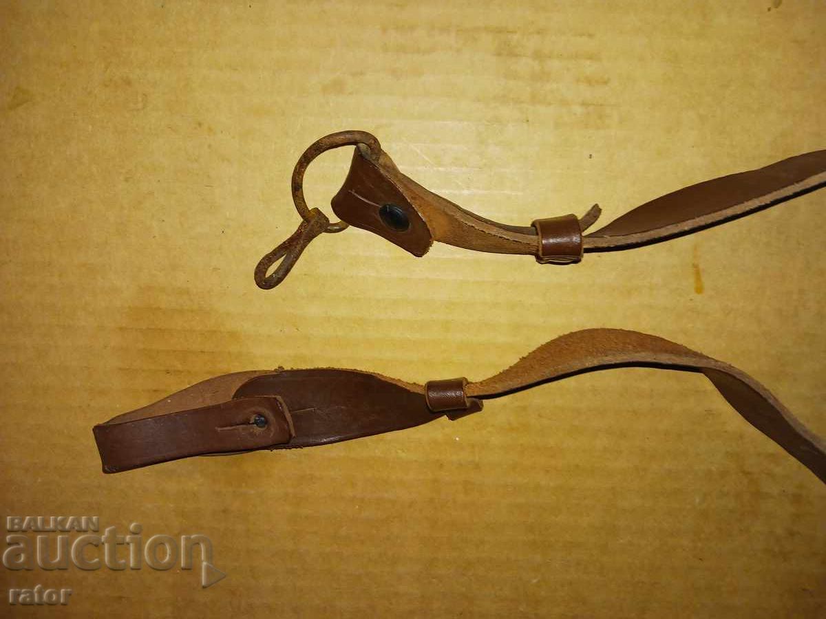 Curea din piele pentru automat Kalașnikov - AK 47 cu preț 23.99 BGN | € 12.27 Curea din piele pentru automat Kalașnikov - AK 47 cu preț 23.99 BGN | € 12.27