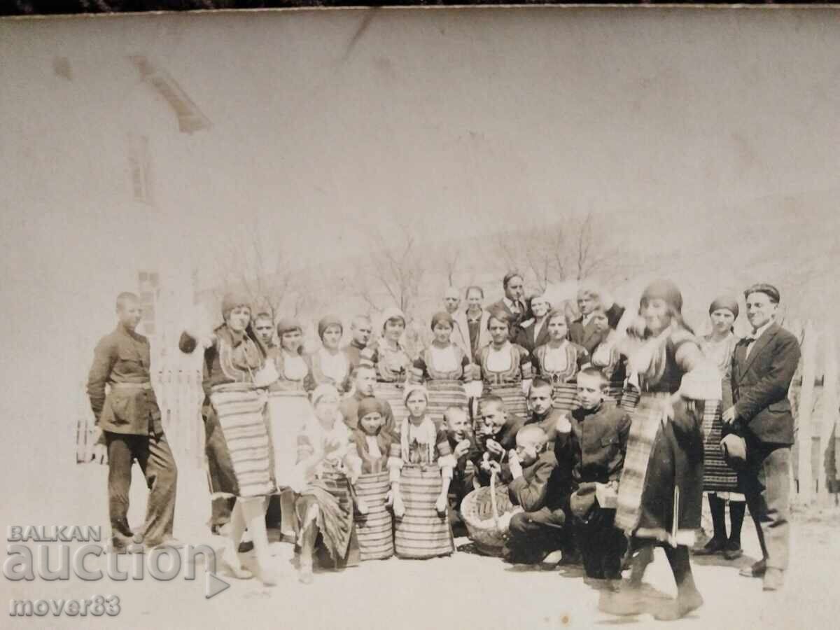 Old photos. Bulgaria. Folklore/costumes. The 30s with price 1.00 BGN | € 0.51 Old photos. Bulgaria. Folklore/costumes. The 30s with price 1.00 BGN | € 0.51
