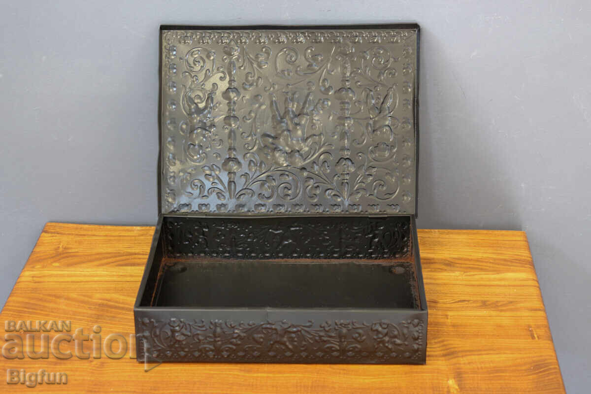 Аукцион КУТИЯ ,КОНТЕЙНЕР С ХЕРУВИМИ