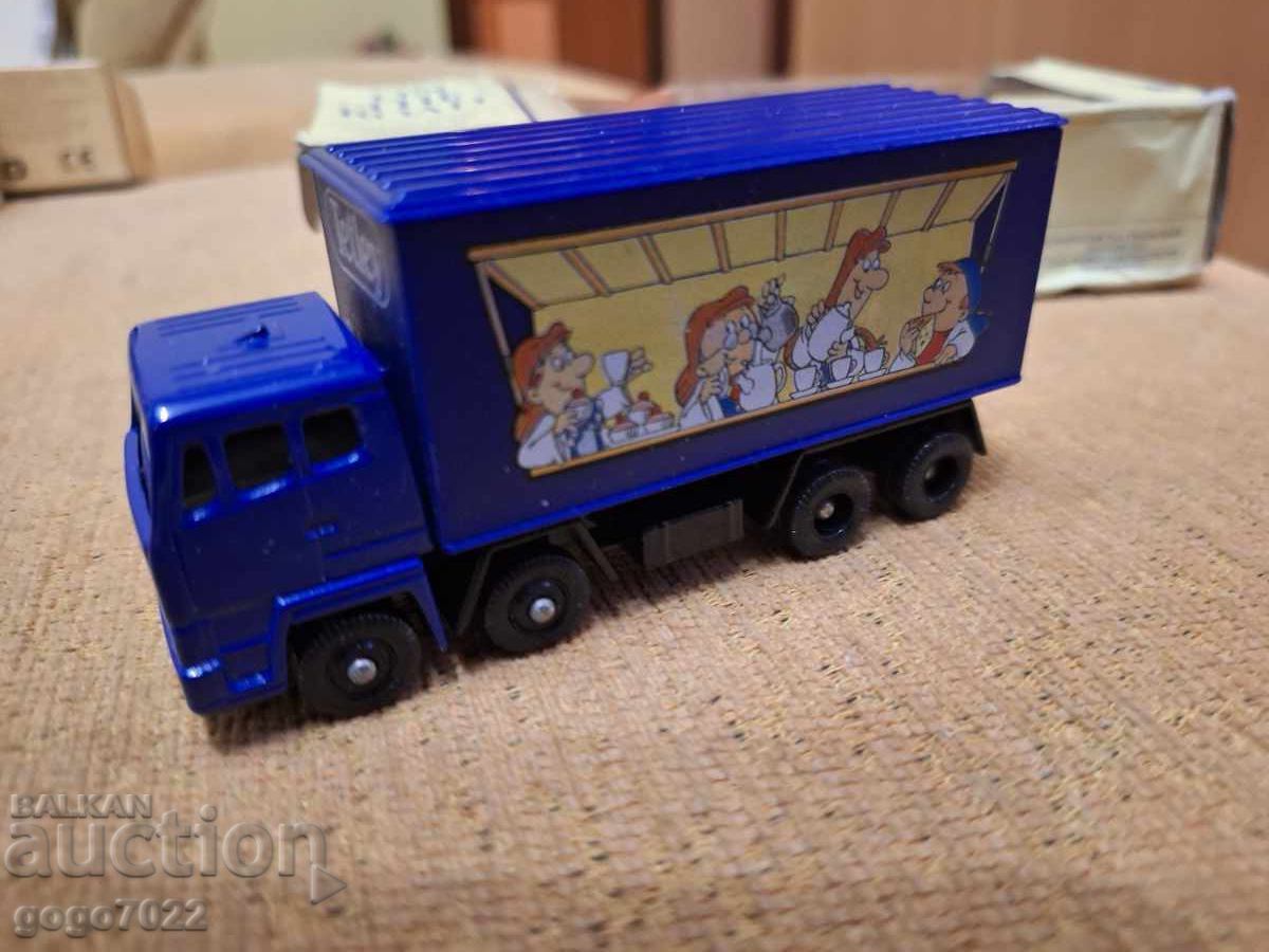 Моделче на LLEDO ENGLAND с цена 5.00 лв. | € 2.56 Моделче на LLEDO ENGLAND с цена 5.00 лв. | € 2.56