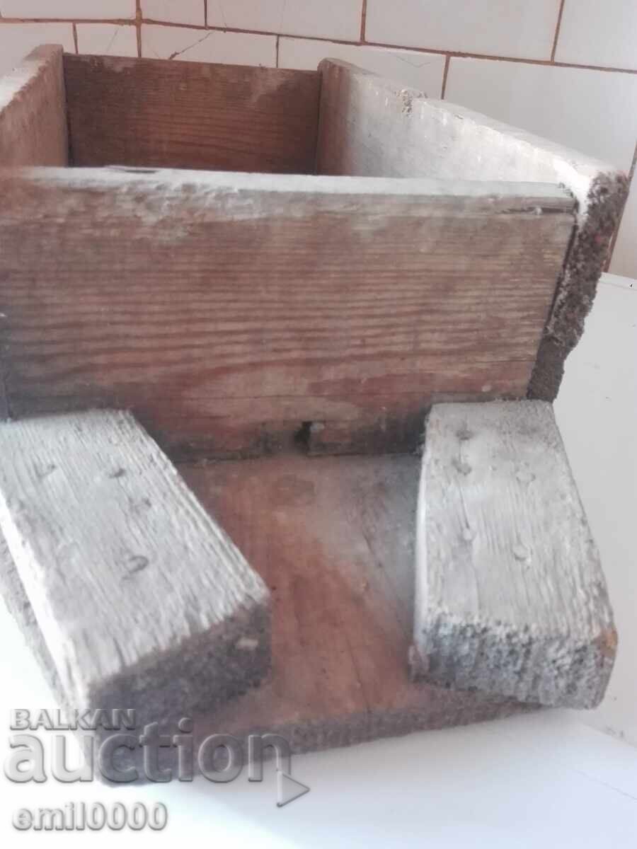 Old wooden cheese mold with price 14.99 BGN | € 7.66