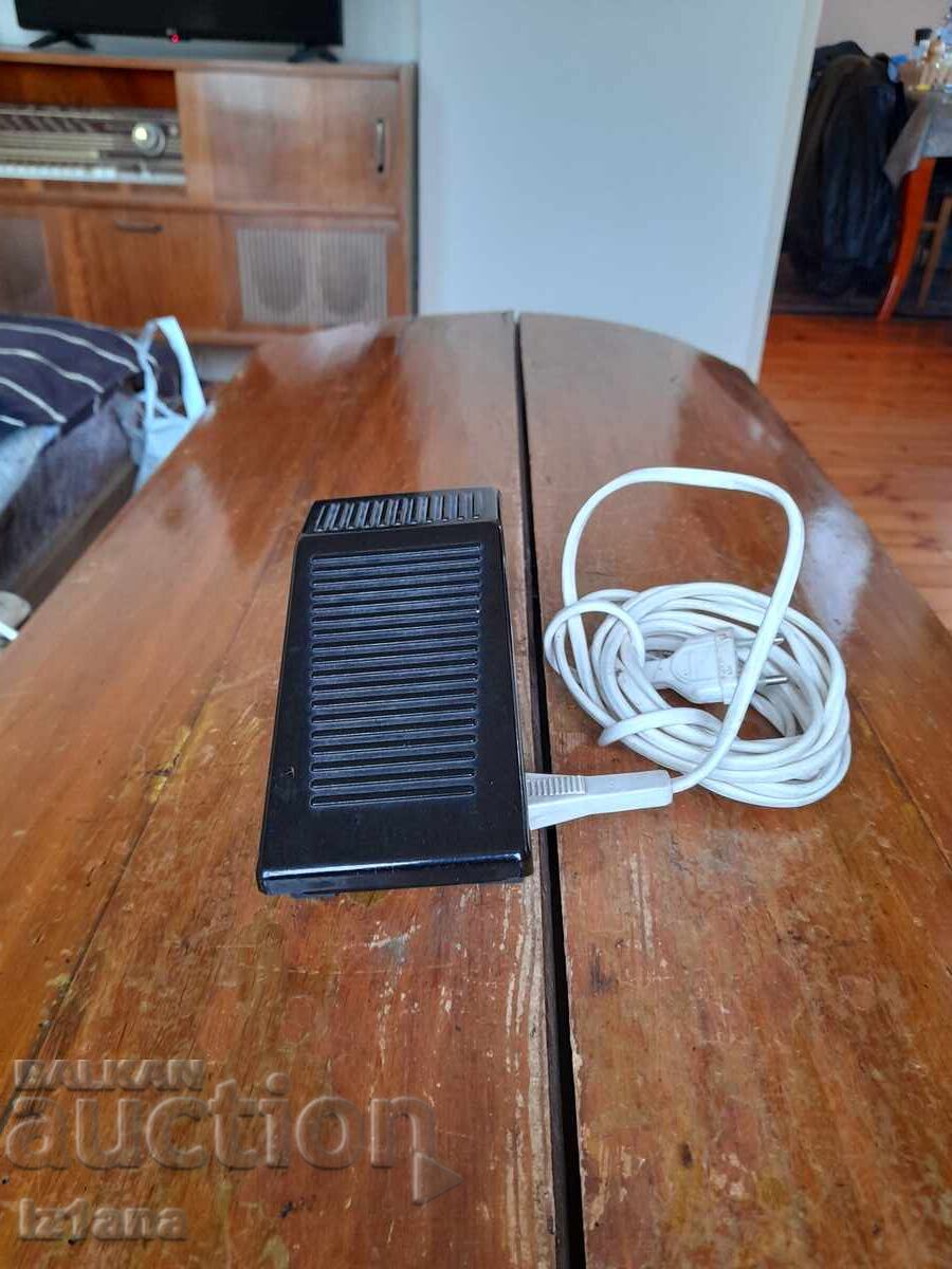 Παλιά πεντάλ ραπτομηχανής Παλιά πεντάλ ραπτομηχανής