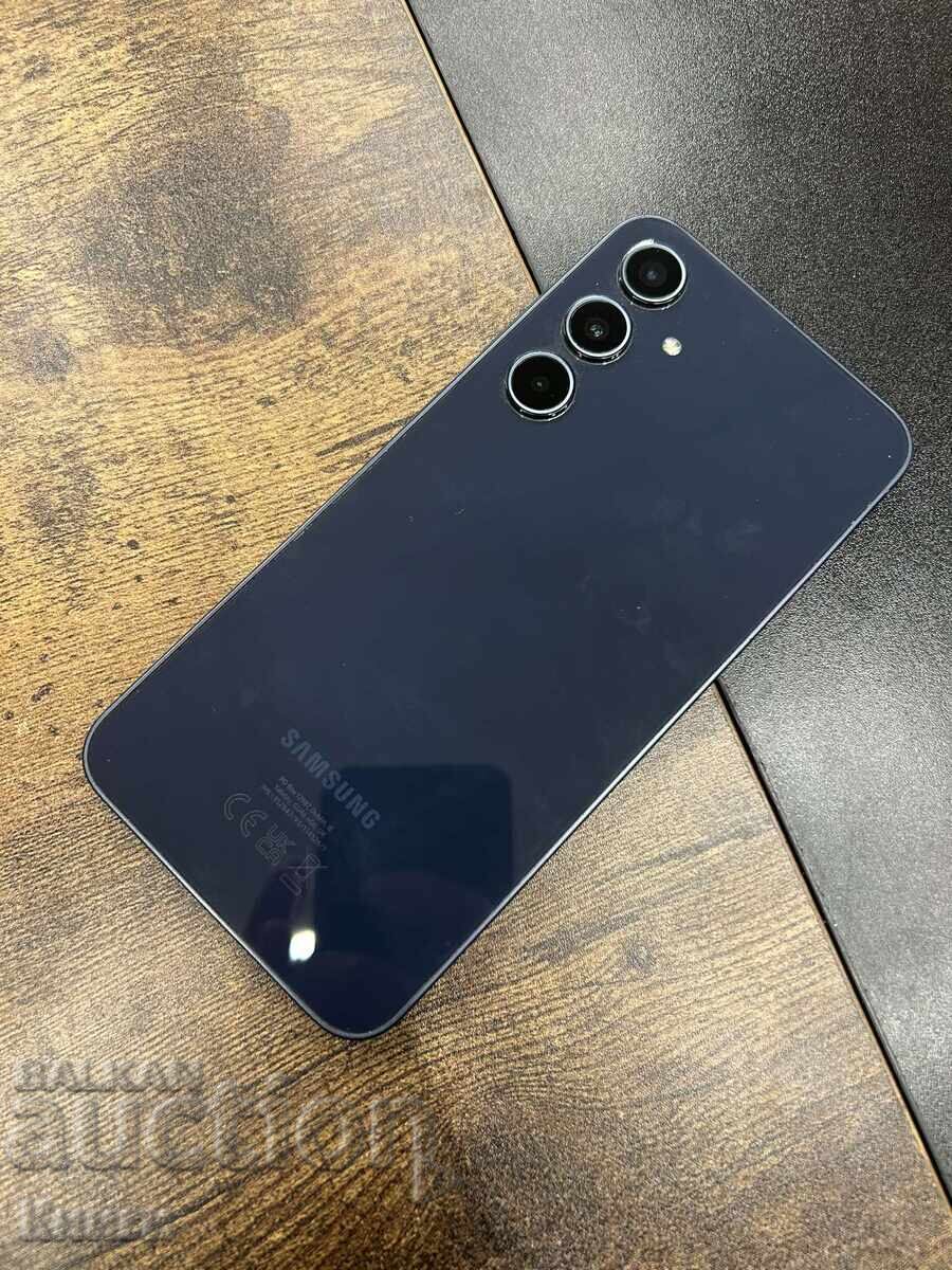 Telefon Samsung Galaxy A35 5G 128 GB cu preț 260.00 BGN | € 132.94 Telefon Samsung Galaxy A35 5G 128 GB cu preț 260.00 BGN | € 132.94