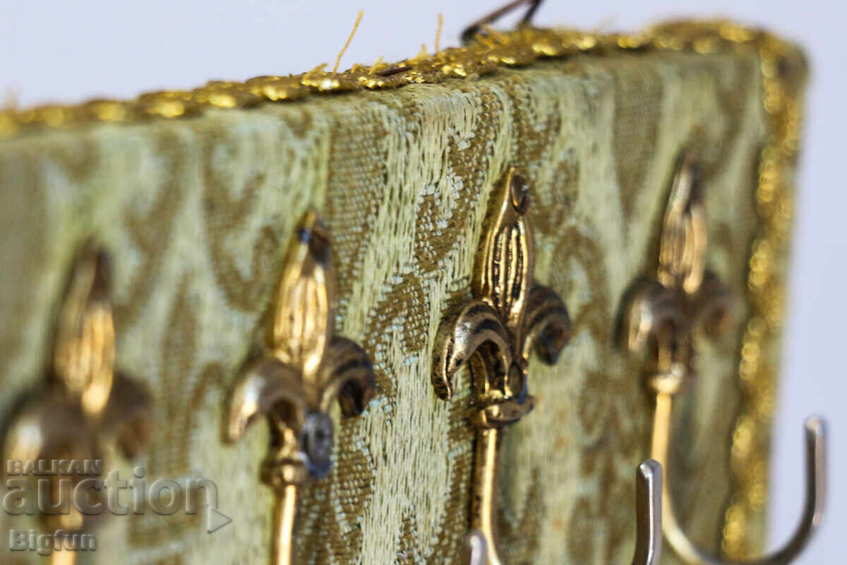 Old Baroque Canvas Wall Hanger - 7 Old Baroque Canvas Wall Hanger - 7