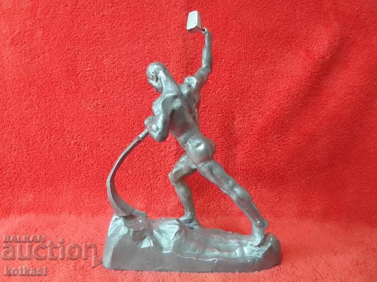 Доставка на Стара Пластика Фигура Скулптура Метал Алуминий Ковач