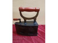 Vintage retro flat iron, new, unused