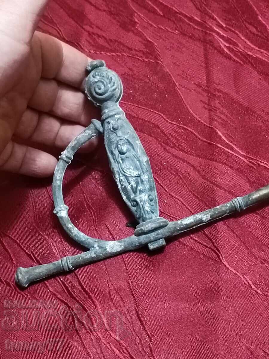 Δανέζικη λαβή σπαθιού, θήκη σπαθιού (Χάλκινο) Δανέζικη λαβή σπαθιού, θήκη σπαθιού (Χάλκινο)