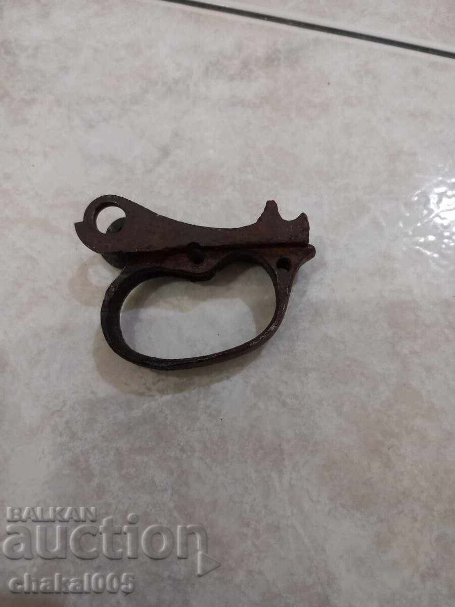 Σπ.σφιγκτήρας για μαρτίνα με τιμή 100.00 BGN | € 51.13 Σπ.σφιγκτήρας για μαρτίνα με τιμή 100.00 BGN | € 51.13