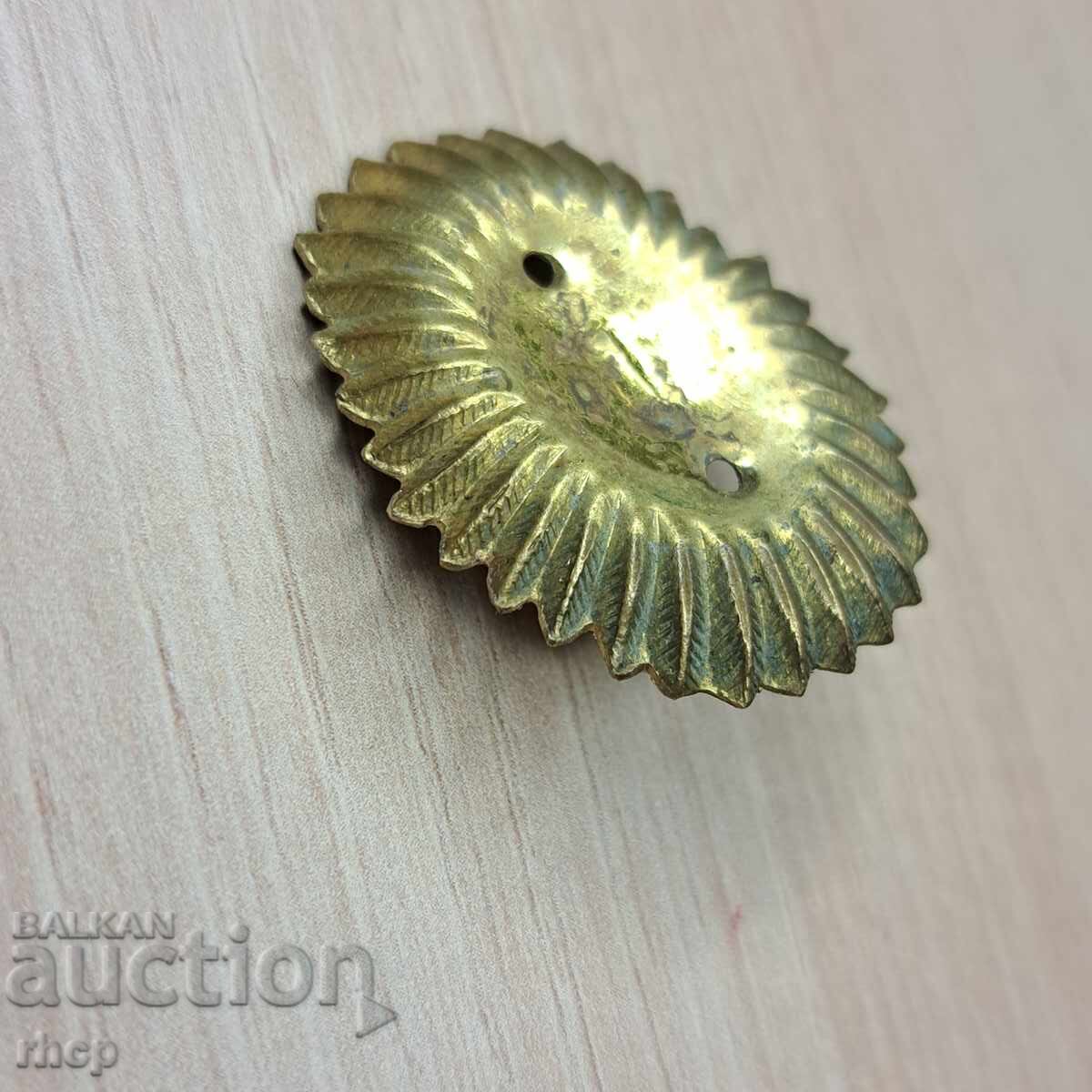 Κοκάρδα για καπέλο βάση με τιμή 9.90 BGN | € 5.06 Κοκάρδα για καπέλο βάση με τιμή 9.90 BGN | € 5.06