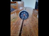 Ceas vechi Lada, Vaz