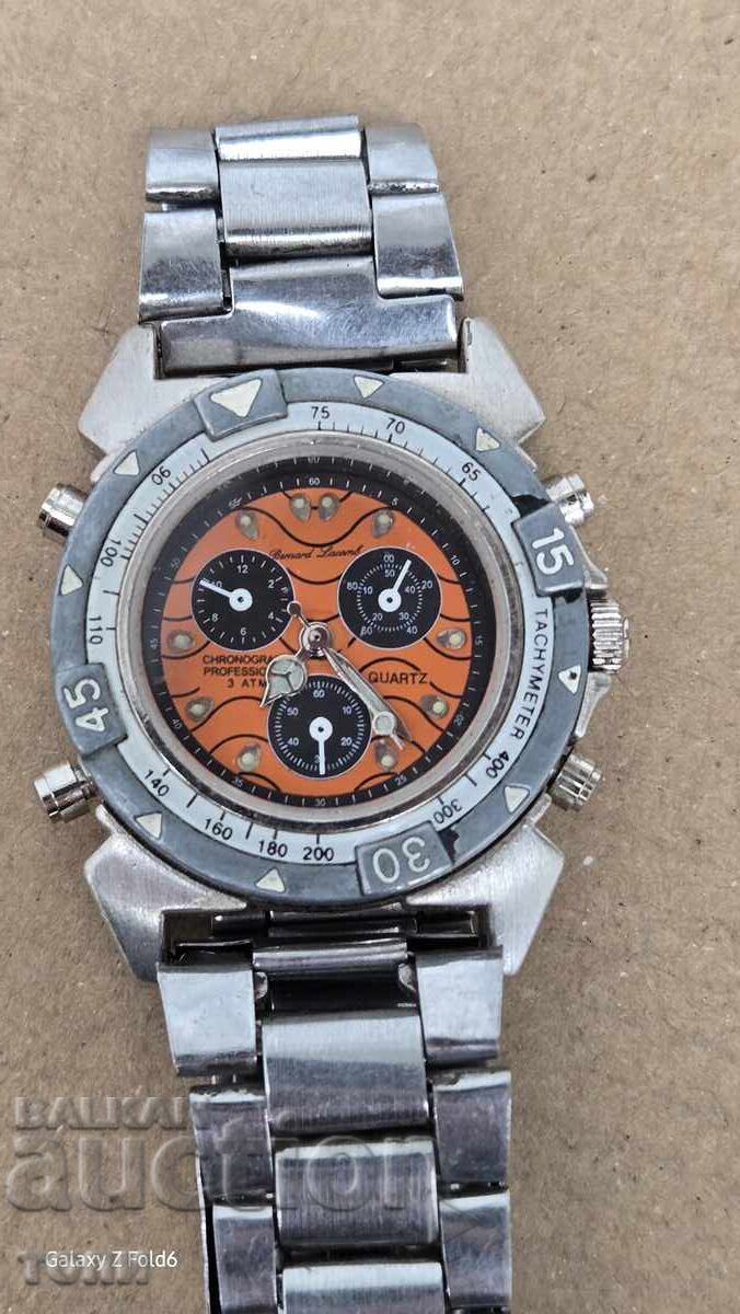 ЧАСОВНИК РЯДЪК НЕ ЗНАМ ДАЛИ РАБОТИ БЗЦ  !!!! с цена 2.51 лв. | € 1.28