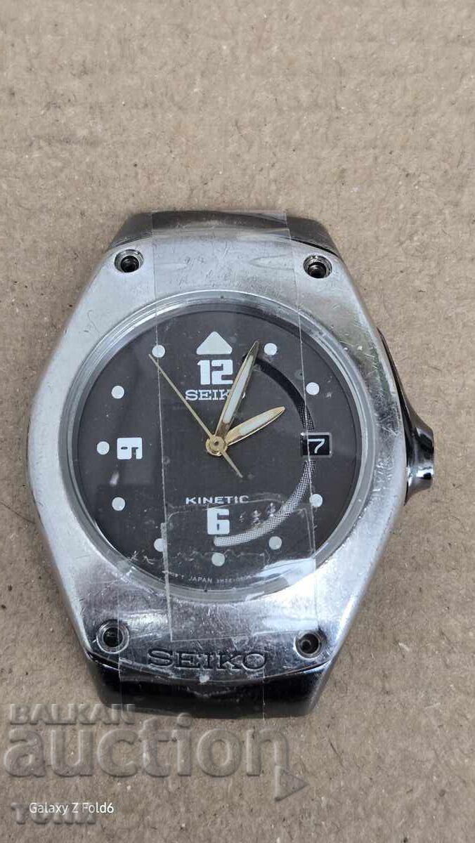 SEIKO QUARTZ JAPAN РЯДЪК НЕ ЗНАМ ДАЛИ РАБОТИ БЗЦ  !!! с цена 16.02 лв. | € 8.19