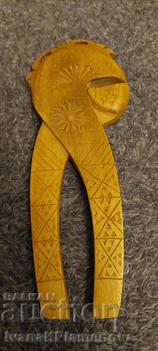 Auction  Wooden Nutcracker for Connoisseurs