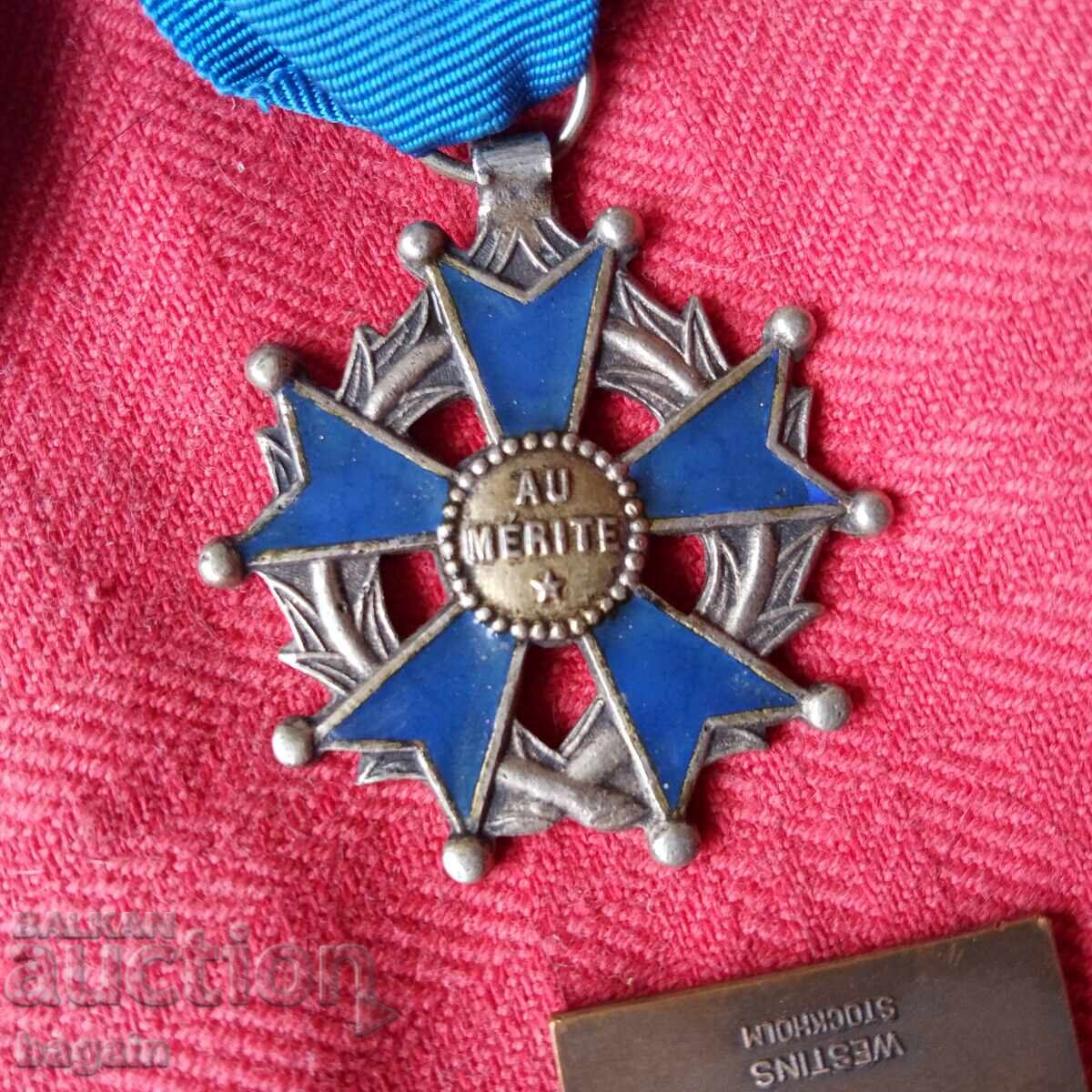 Σύνολο μεταλλίων και παρασήμων για υπηρεσίες με τιμή 50.00 BGN | € 25.56